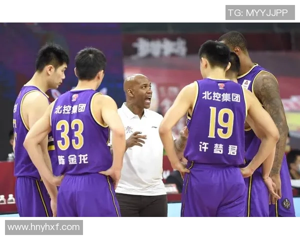 北京篮球队技术解析：从战术布局到球员配合的全面剖析